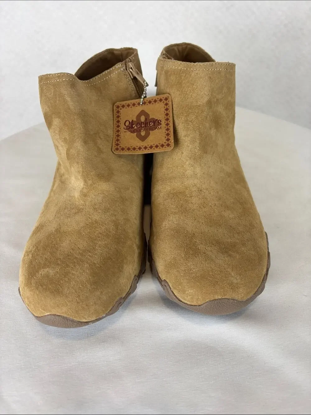 Skechers Relaxed Fit Memory Foam Suede Ankle Boots Tan Zip Comfort Booties 9.5